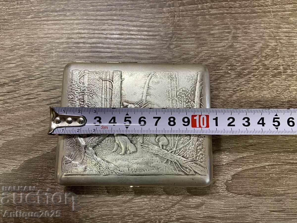 Старинен сребърен портсигар, проба 84 с цена 400.00 лв. | € 204.52