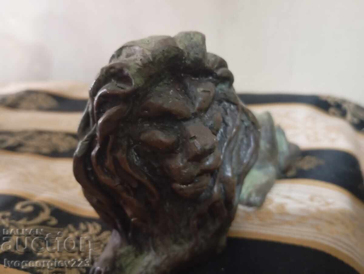 Стара статуетка,надстройка лъв - 5