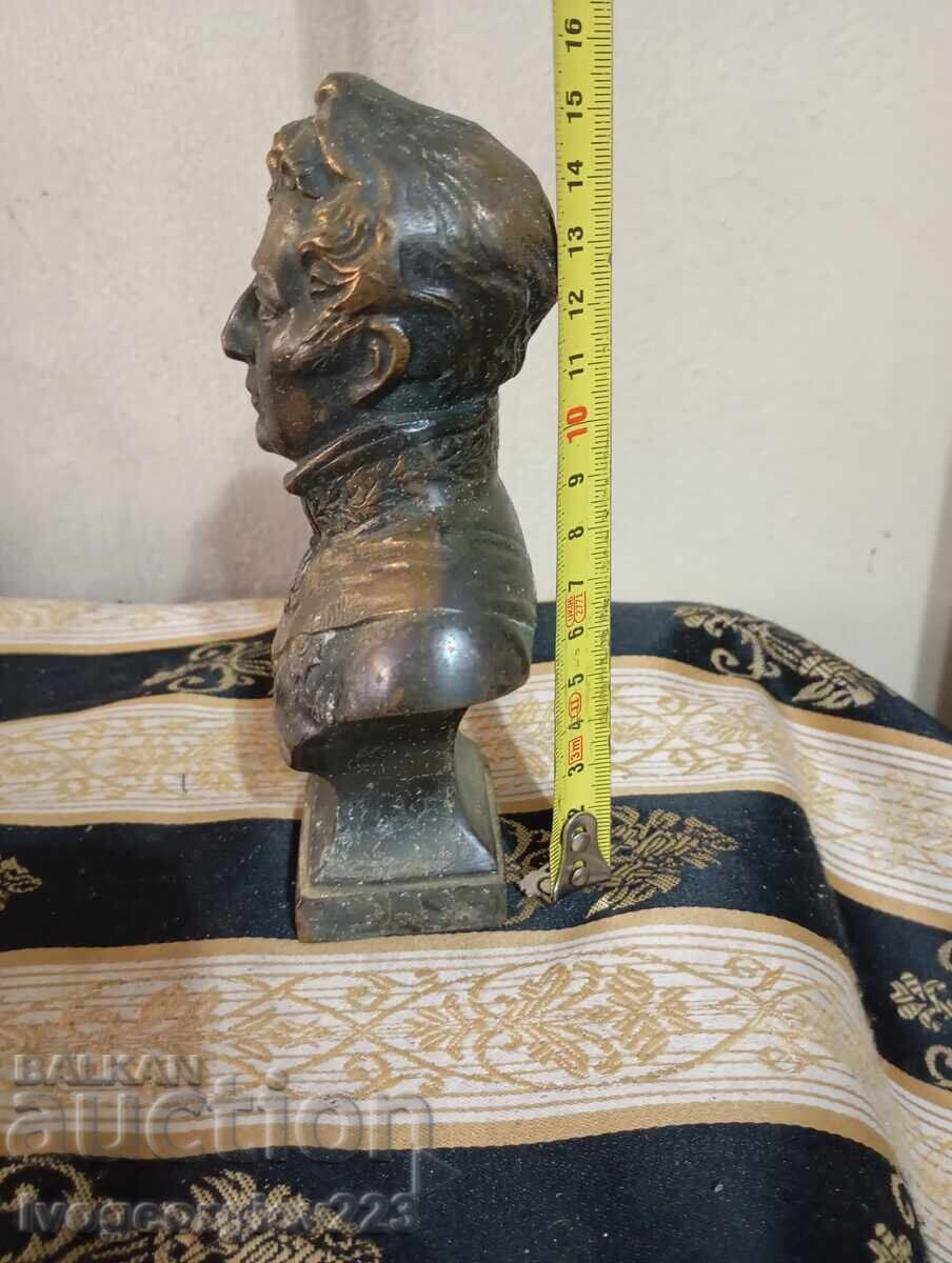 Două busturi ale generalului Wellington, set cu preț 218.00 BGN | € 111.46 Două busturi ale generalului Wellington, set cu preț 218.00 BGN | € 111.46