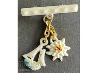 42117 Bulgaria semn turistic floare de colț și barcă mare și plajă