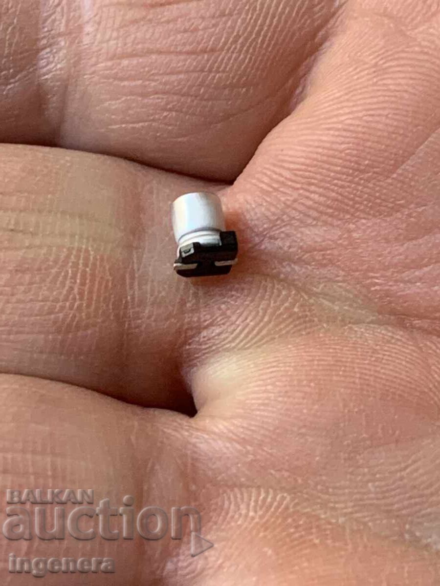 Livrarea CONDENSATORI CONDENSATORI ALUMINIU ELECTROLITICI - 500 BUC. NOU!