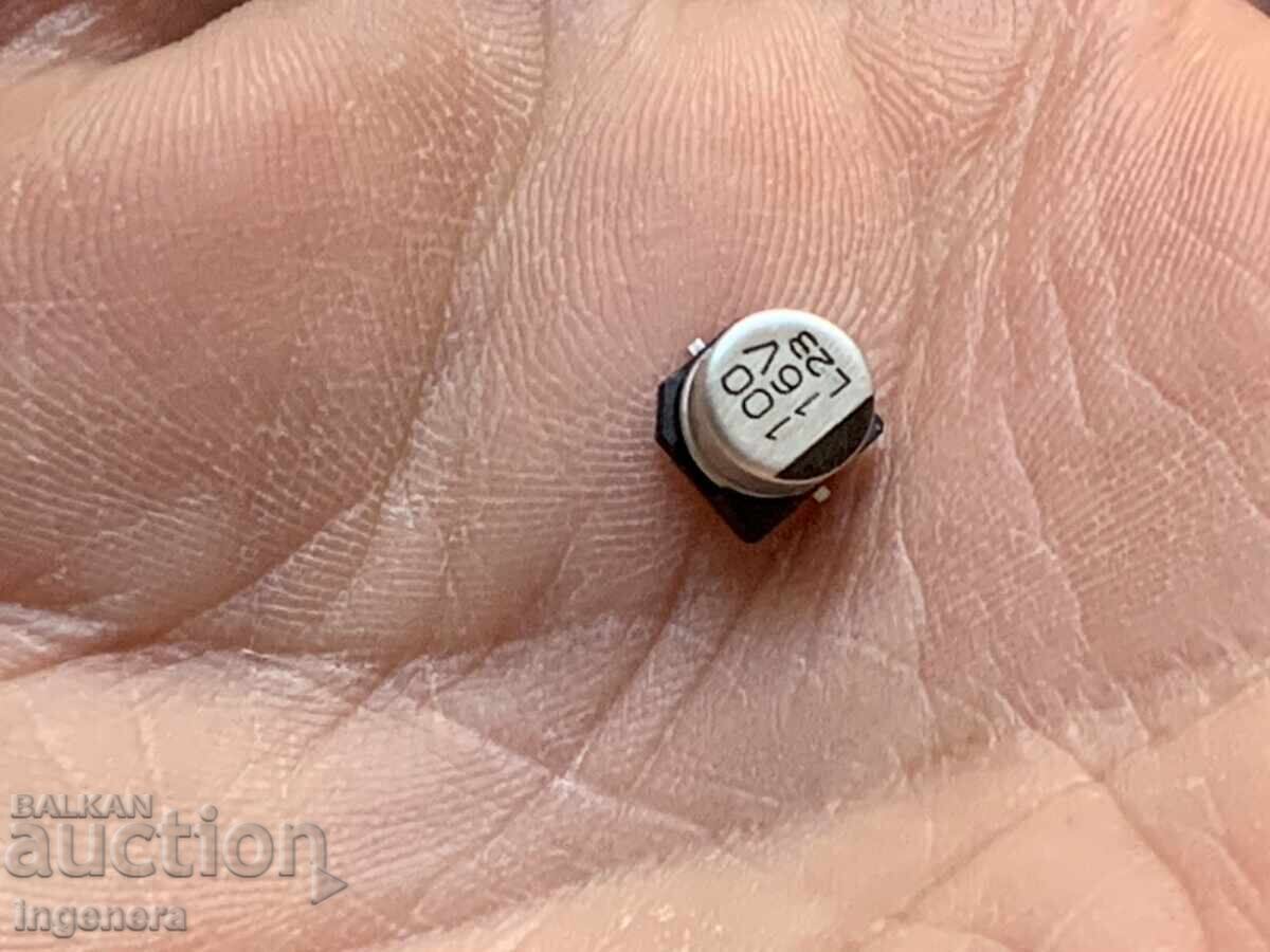 CONDENSATORI CONDENSATORI ALUMINIU ELECTROLITICI - 500 BUC. NOU! cu preț 35.00 BGN | € 17.90