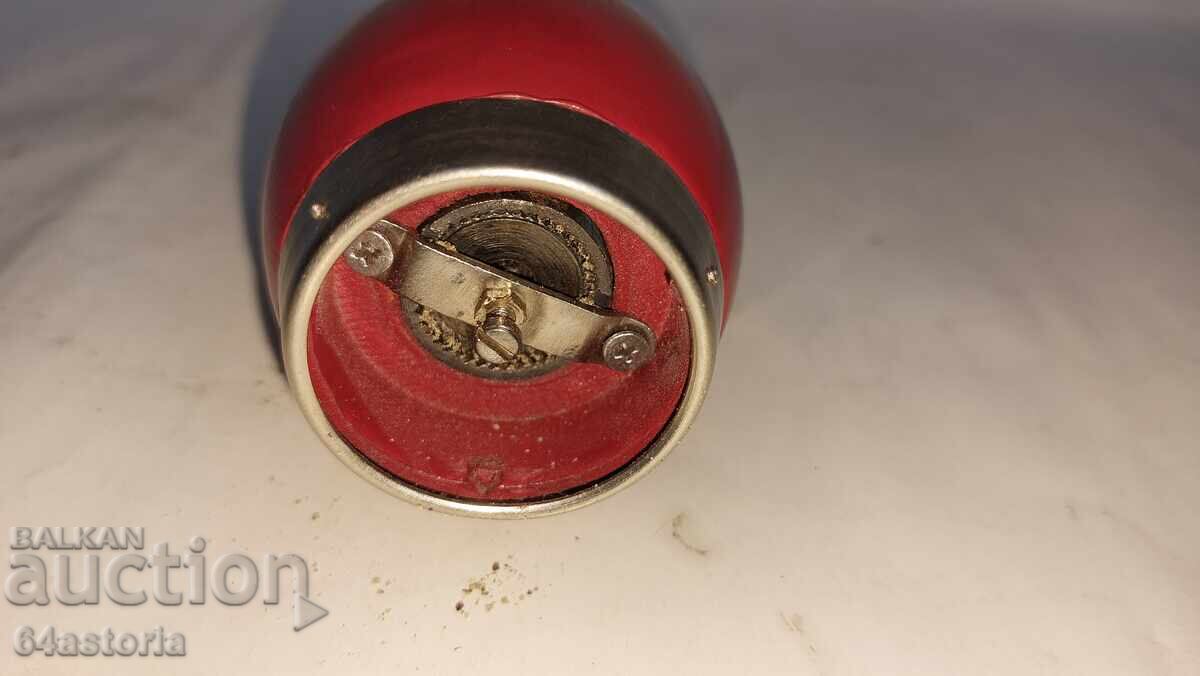 Delivery of Spices, grinder, mill, homeland, black pepper