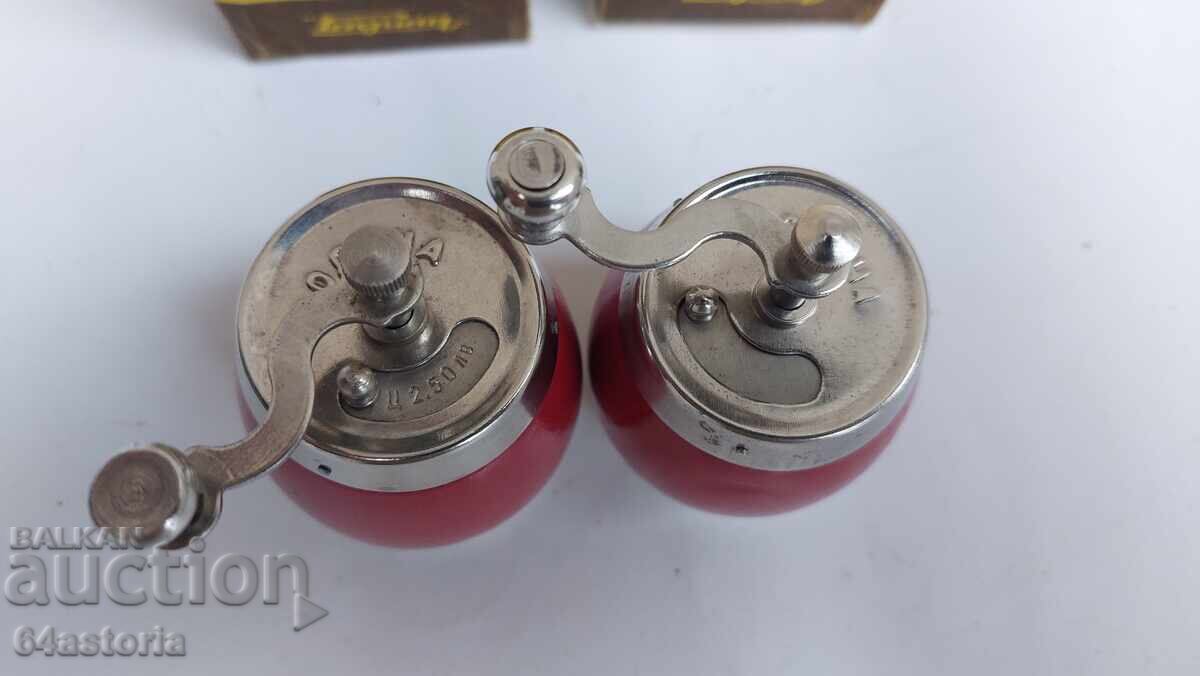 Delivery of Spices, grinder, mill, homeland, black pepper