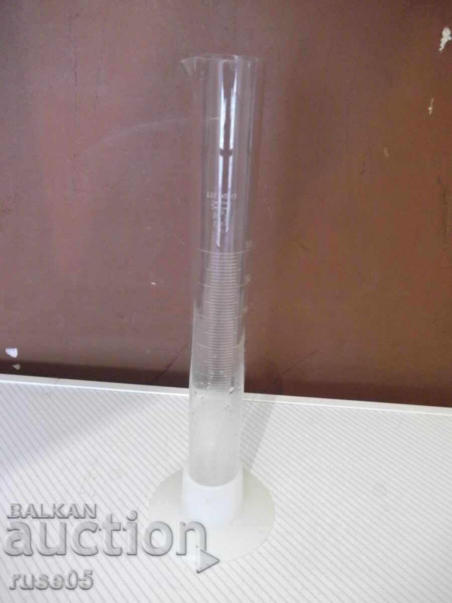 Licitație Menzura cilindrică de sticlă cu suport