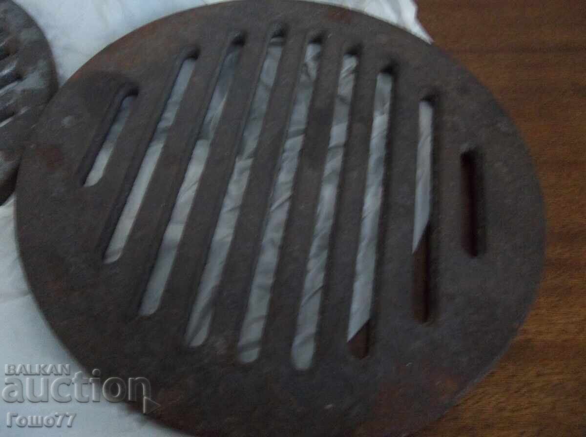 Grates with price 10.00 BGN | € 5.11