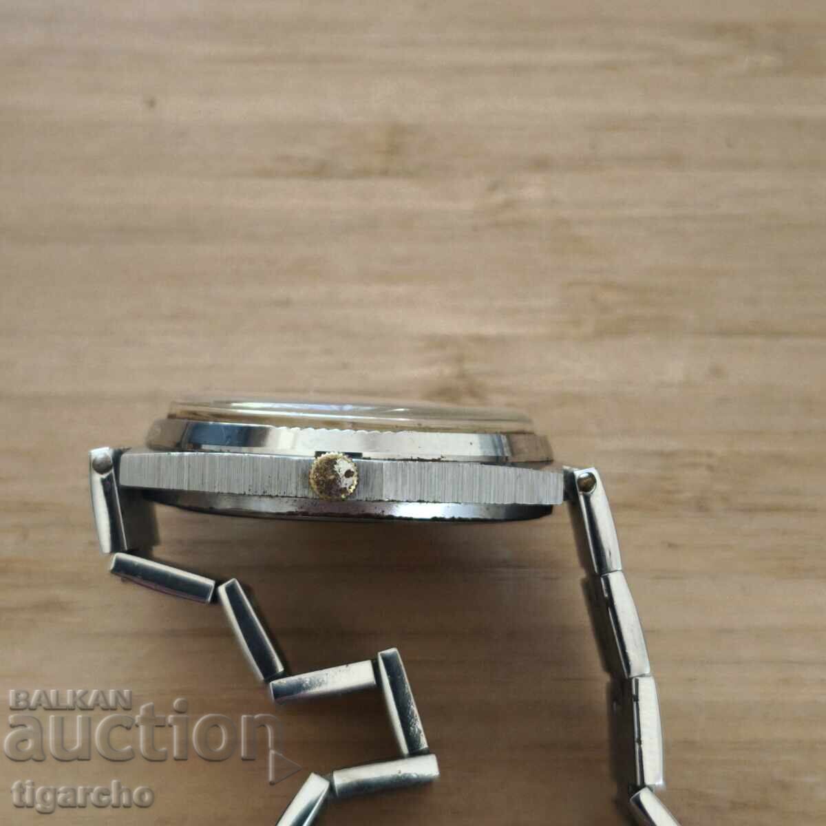 Доставка на Часовник Слава кварц Доставка на Часовник Слава кварц