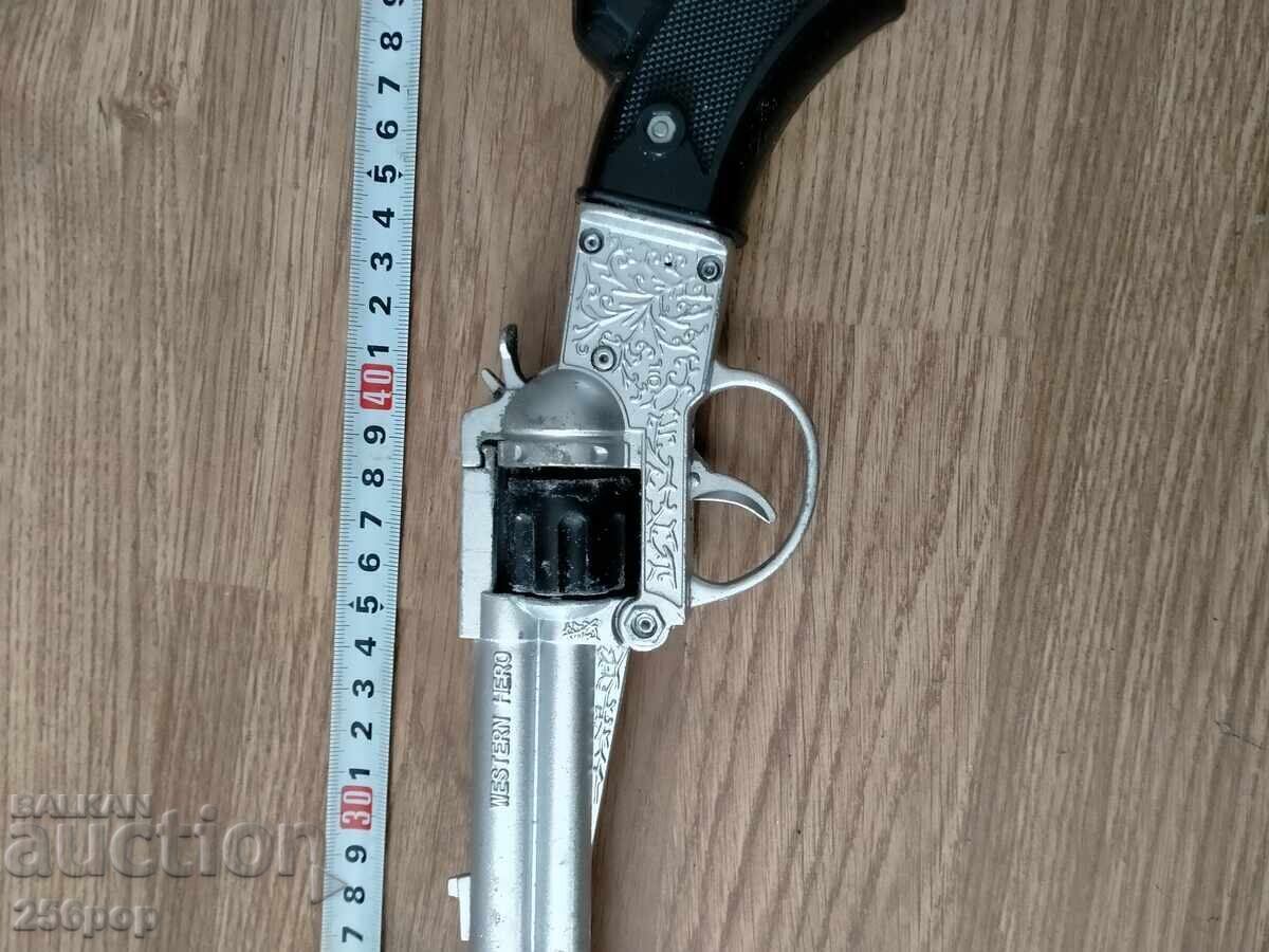 Cannon on the cap with price 30.00 BGN | € 15.34 Cannon on the cap with price 30.00 BGN | € 15.34