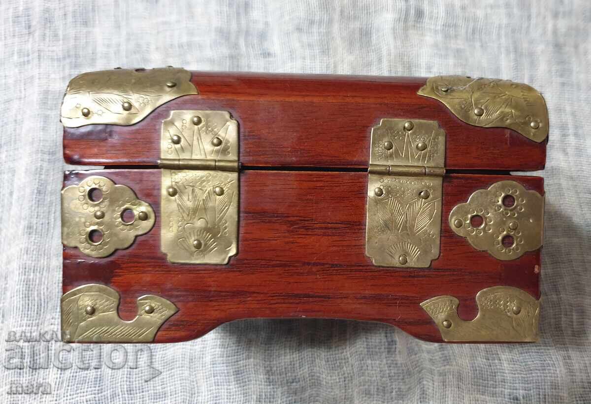 Beautiful jewelry box made of exotic wood and rich hardware - 7