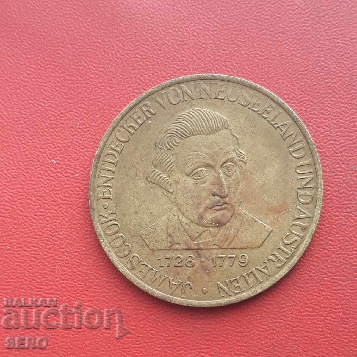 Medal - Germany - James Cook - Discovery of Australia with price 2.01 BGN | € 1.03 Medal - Germany - James Cook - Discovery of Australia with price 2.01 BGN | € 1.03