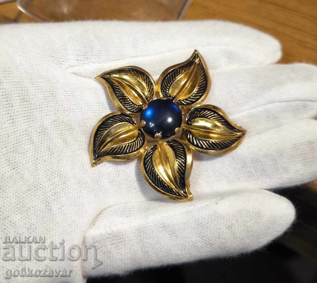 Доставка на Винтидж брошка с цвете, позлатен метал,естествен камък 70те