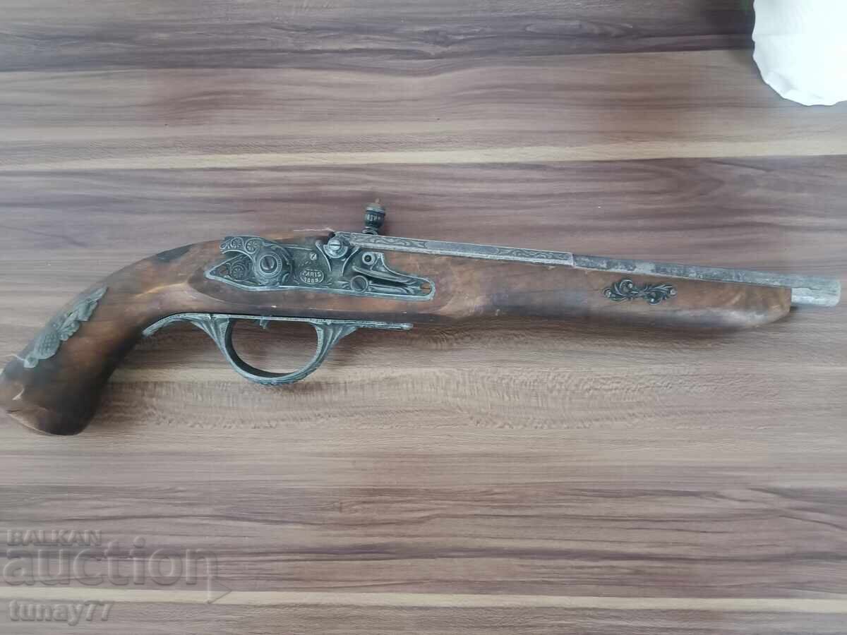 Изключително добра реплика на стар кремъчен пищов.Има с цена 51.01 лв. | € 26.08 Изключително добра реплика на стар кремъчен пищов.Има с цена 51.01 лв. | € 26.08