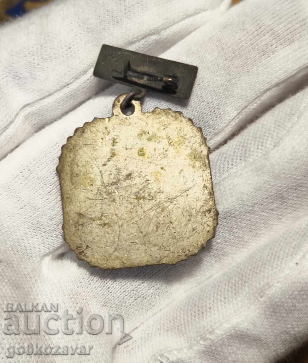 Auction Bulgaria Red Cross Medal Voluntary Blood Donor Auction Bulgaria Red Cross Medal Voluntary Blood Donor