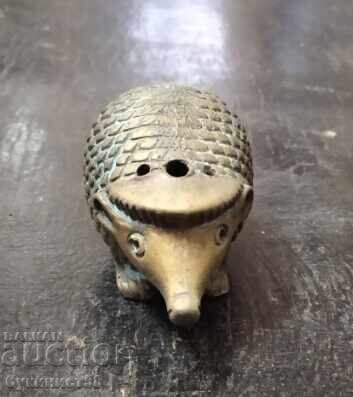 Κεραμικό ειδώλιο - σκαντζόχοιρος με τιμή 8.00 BGN | € 4.09