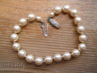 Βραχιόλι με μαργαριτάρια
