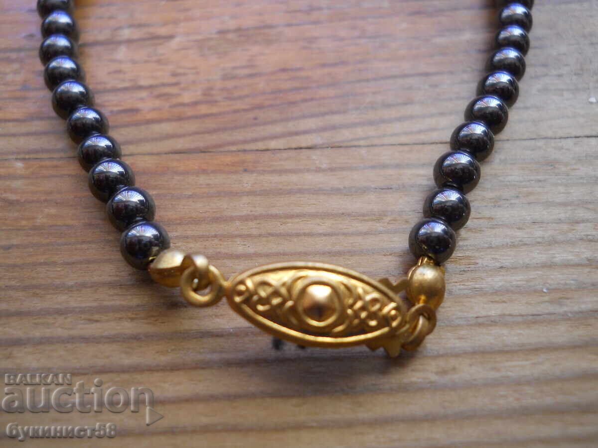 Brățară din hematit cu preț € 5.20 | 10.17 BGN