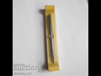 Pix ICO cu patru culori