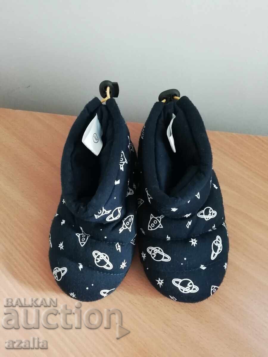 Children's slippers size 26/27 with price € 2.56 | 5.01 BGN
