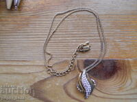 Lănțișor placat cu aur cu pandantiv