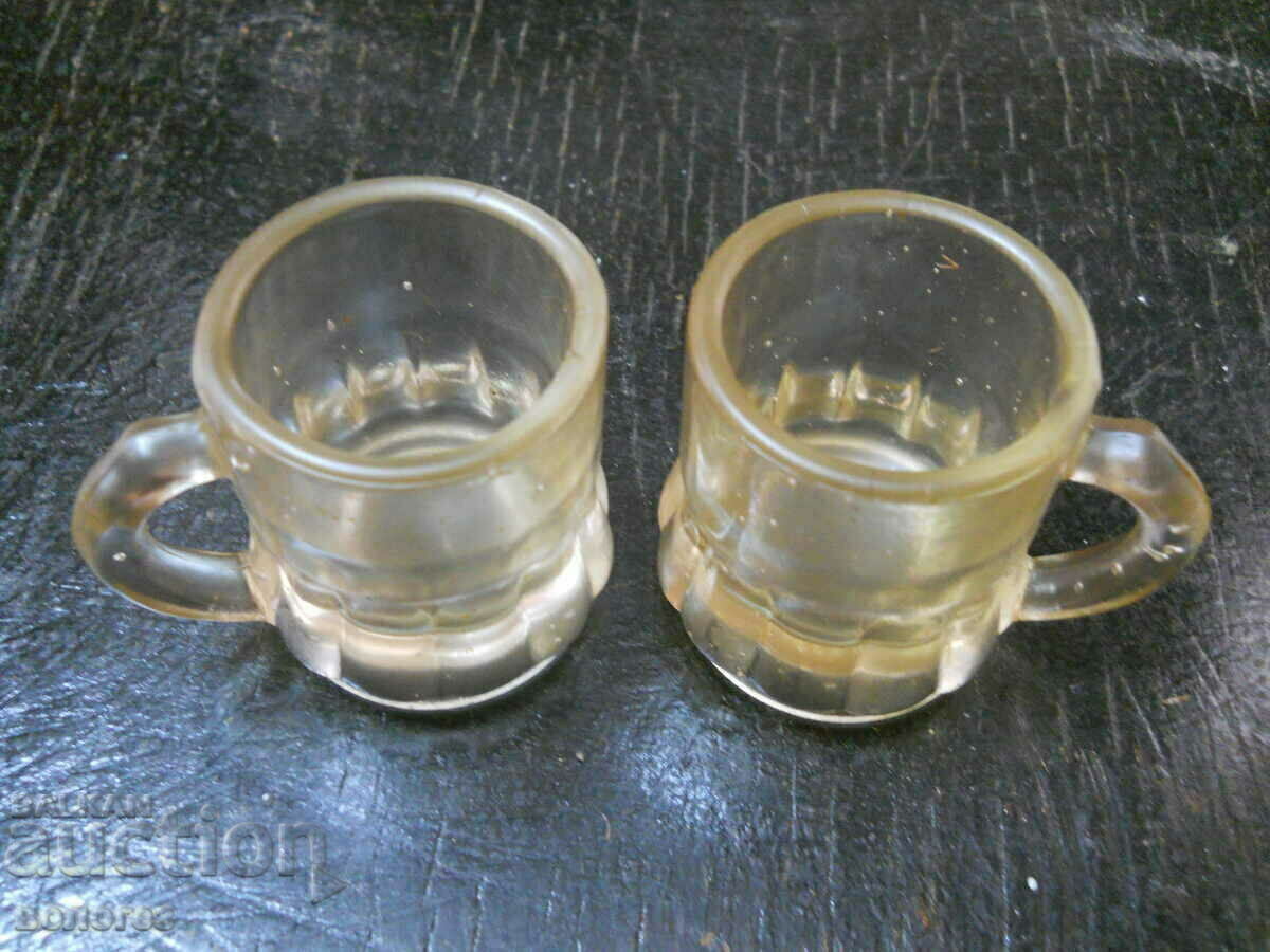 Small glass cups with price 5.00 BGN | € 2.56