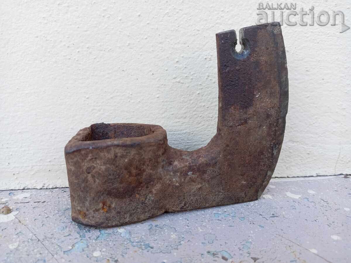 Μικρό μίνι μηχανικό τσεκούρι με τιμή 21.00 BGN | € 10.74