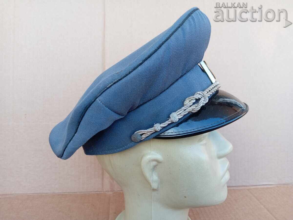 Delivery of vintage forage hat