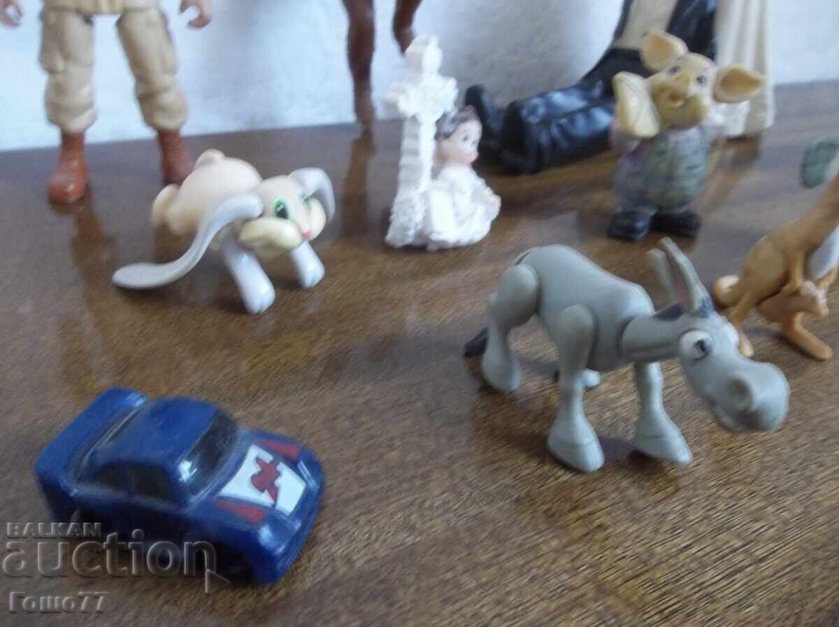 Figurines with price 5.00 BGN | € 2.56 Figurines with price 5.00 BGN | € 2.56