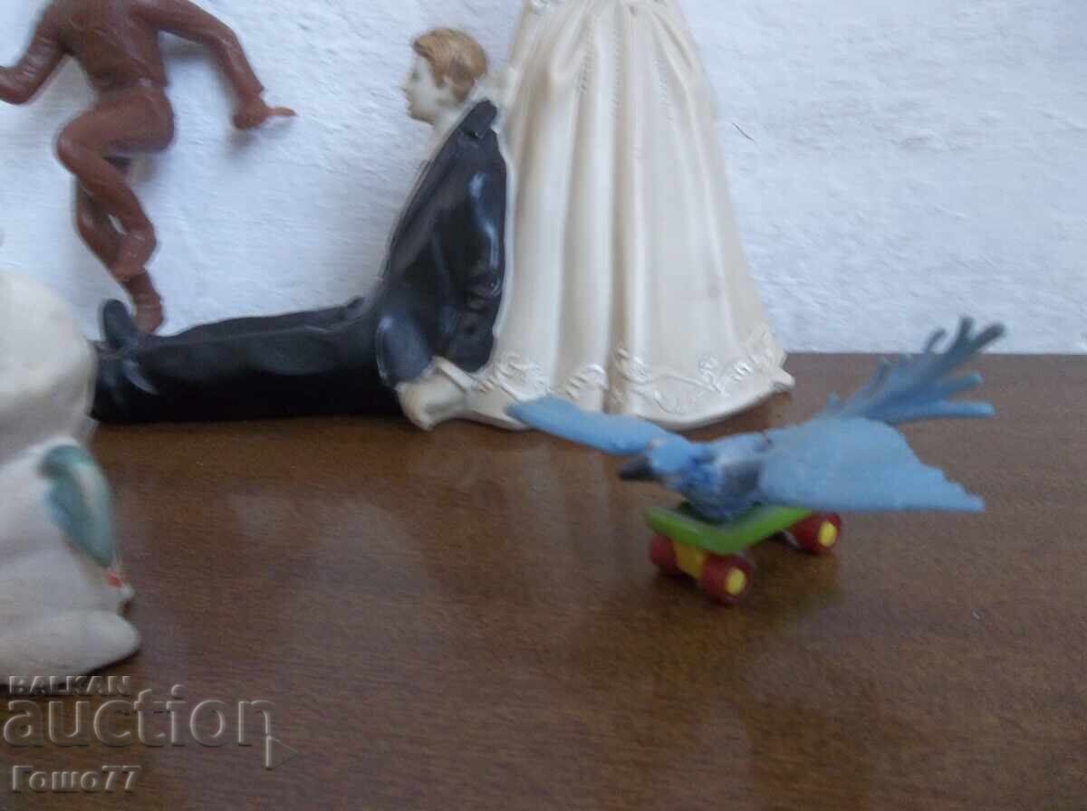 Доставка на Фигурки Доставка на Фигурки