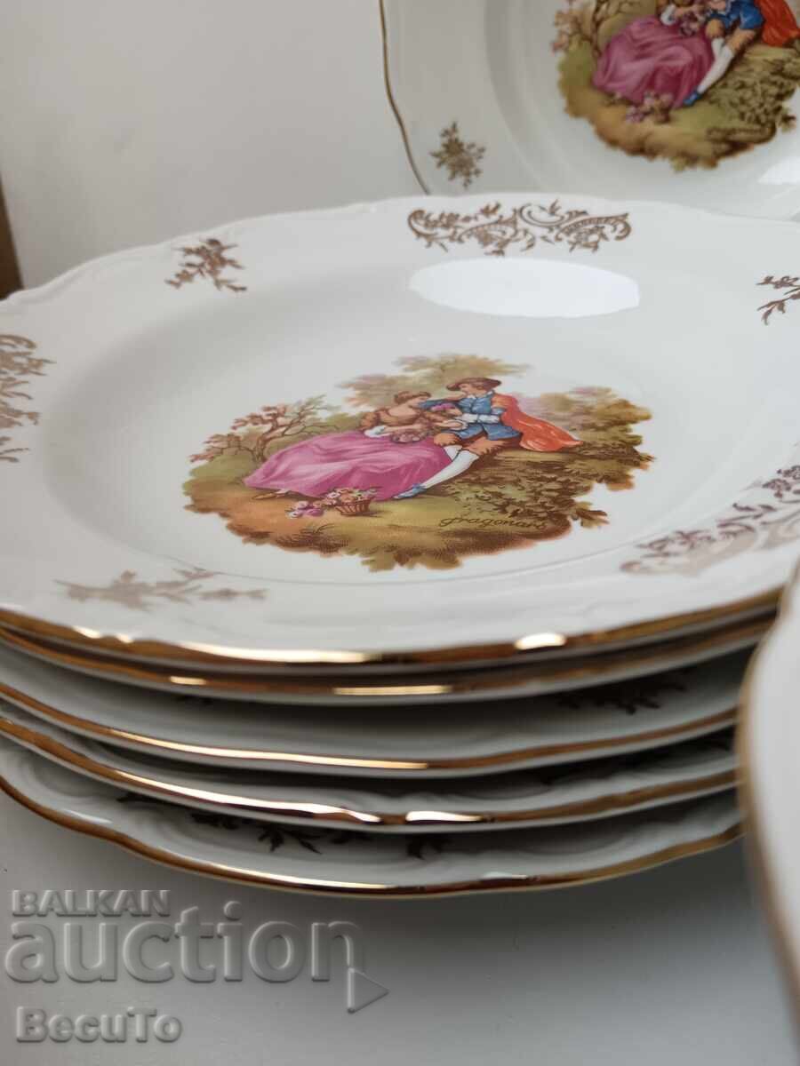 Auction  Bavarian dinner service with Romeo and Juliet decor, like new