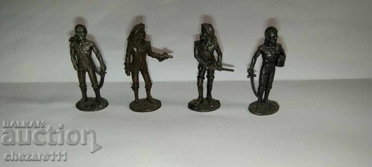 KINDER SURPRISE Pirates metal KINDER SURPRISE Pirates metal