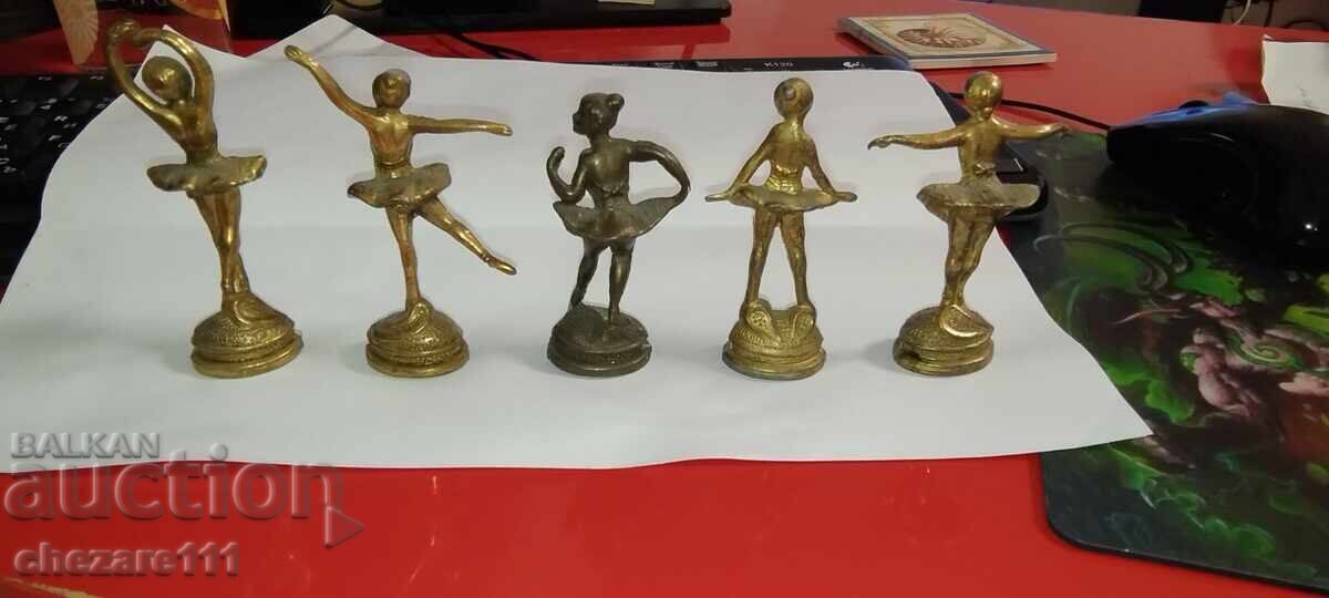 Ballerinas, metal figurines with price 488.00 BGN | € 249.51