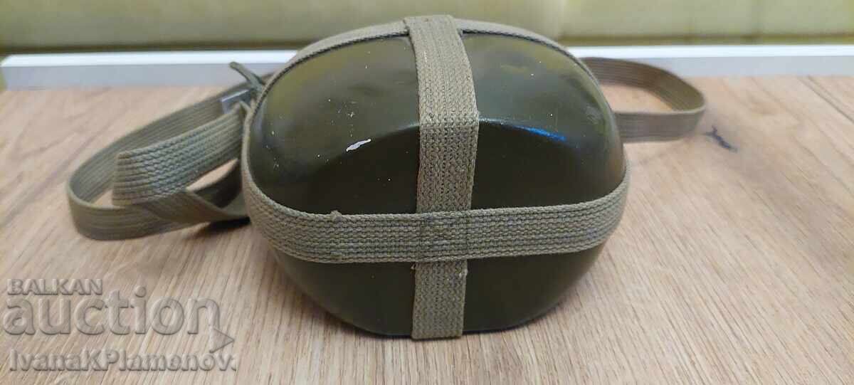 Auction  Military canteen for connoisseurs