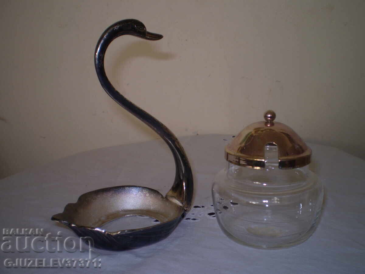 Αντίκα ζαχαριέρα κύκνος ασημένια επένδυση με τιμή 45.00 BGN | € 23.01