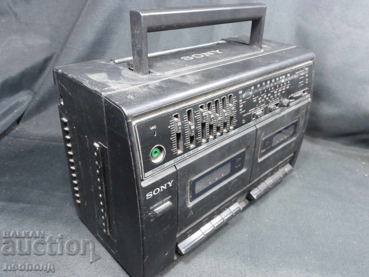 Auction BZTs STAR Retro Transistor Radio Cassette Recorder SONY CFS-W420L Auction BZTs STAR Retro Transistor Radio Cassette Recorder SONY CFS-W420L