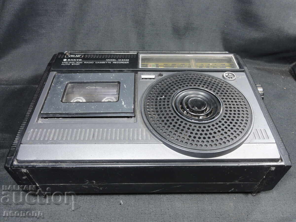 BZC STAR Retro Transistor Radio Cassette Recorder SANYO M 2422H - 7 BZC STAR Retro Transistor Radio Cassette Recorder SANYO M 2422H - 7