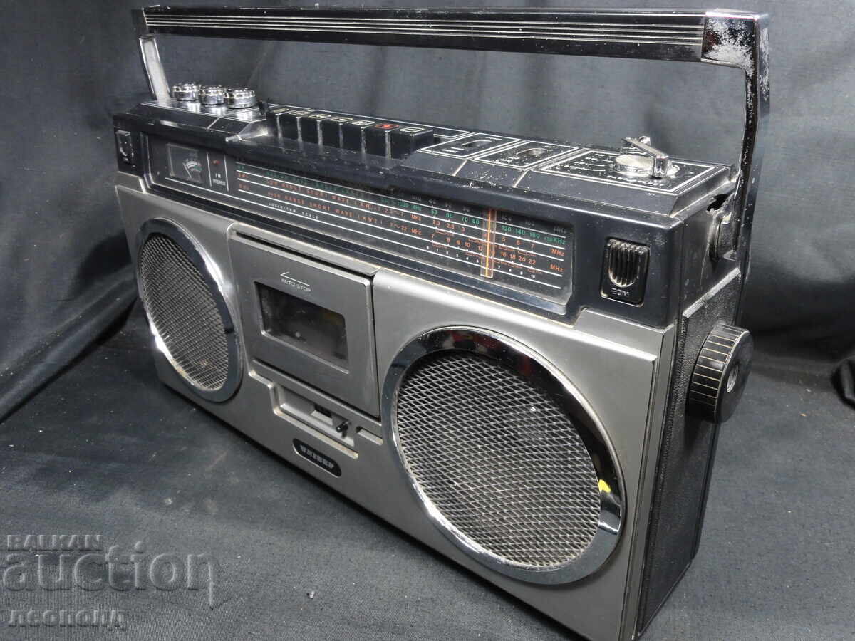 BZC STAR Retro Transistor Radio Cassette Player UNISEF TU-3200 with price 21.00 BGN | € 10.74 BZC STAR Retro Transistor Radio Cassette Player UNISEF TU-3200 with price 21.00 BGN | € 10.74