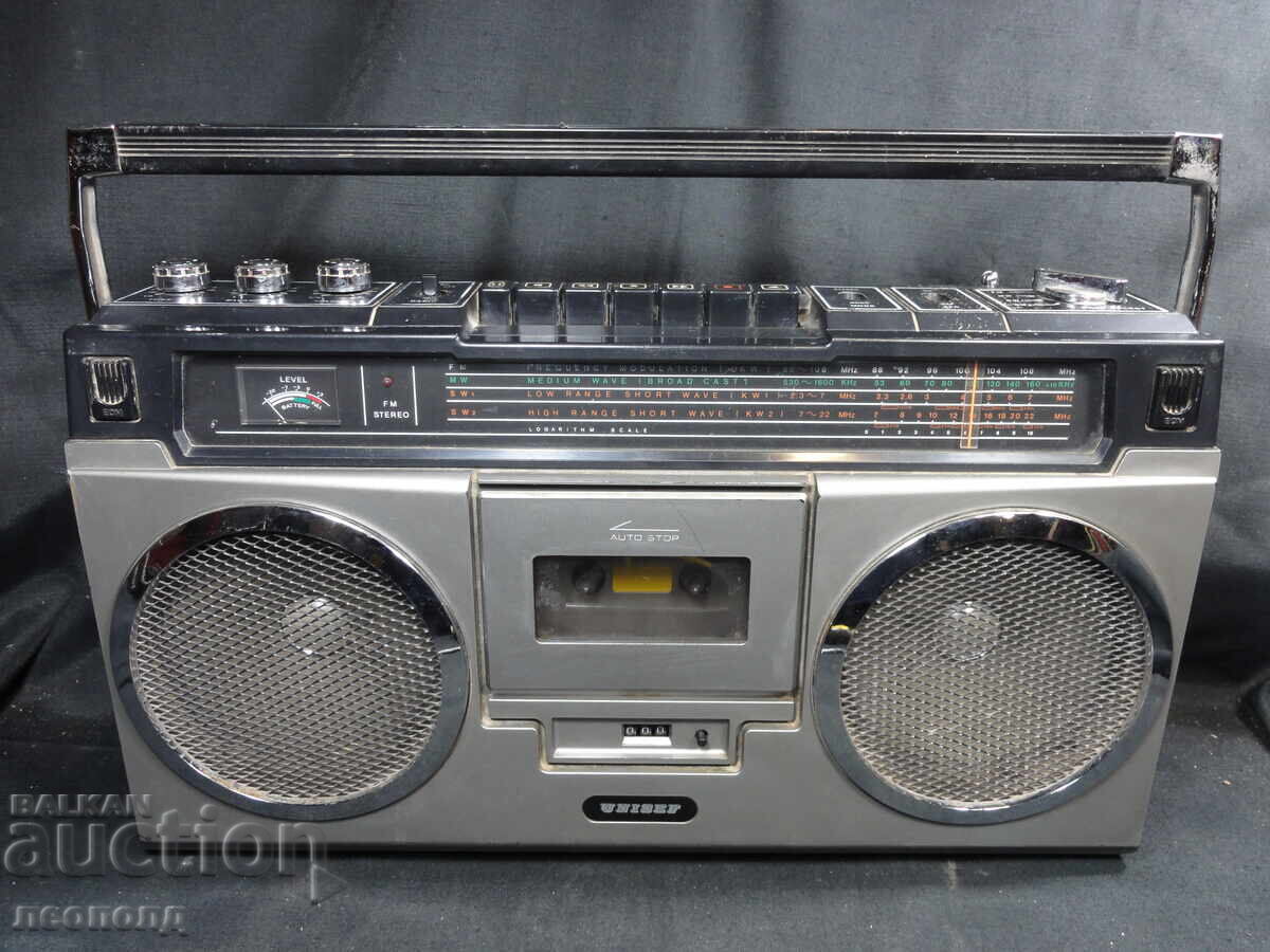 BZC STAR Retro Transistor Radio Cassette Player UNISEF TU-3200 BZC STAR Retro Transistor Radio Cassette Player UNISEF TU-3200