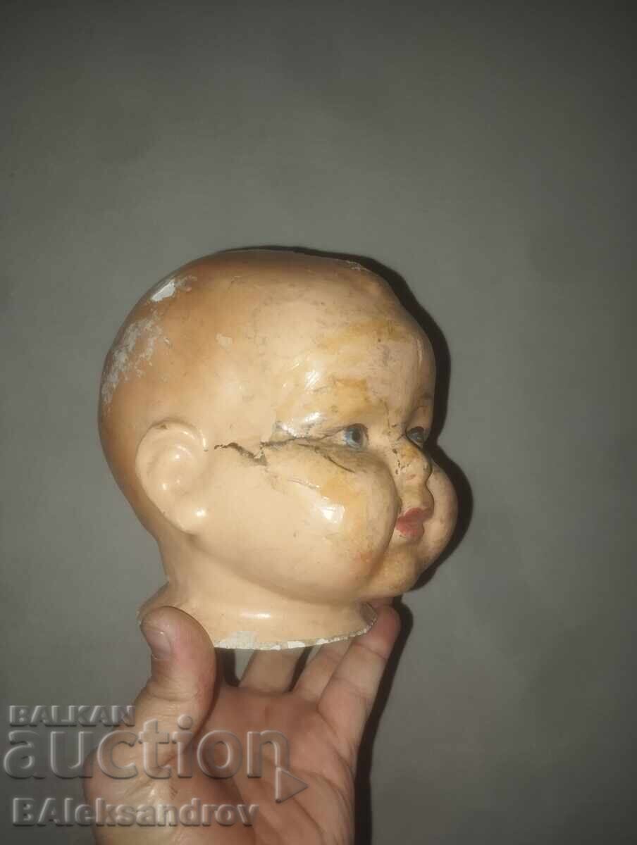 Много стара кукленска голяма глава от папиемаше с цена 41.00 лв. | € 20.96 Много стара кукленска голяма глава от папиемаше с цена 41.00 лв. | € 20.96