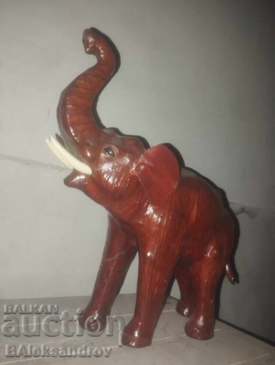 Голям кожен слон с цена 35.00 лв. | € 17.90 Голям кожен слон с цена 35.00 лв. | € 17.90