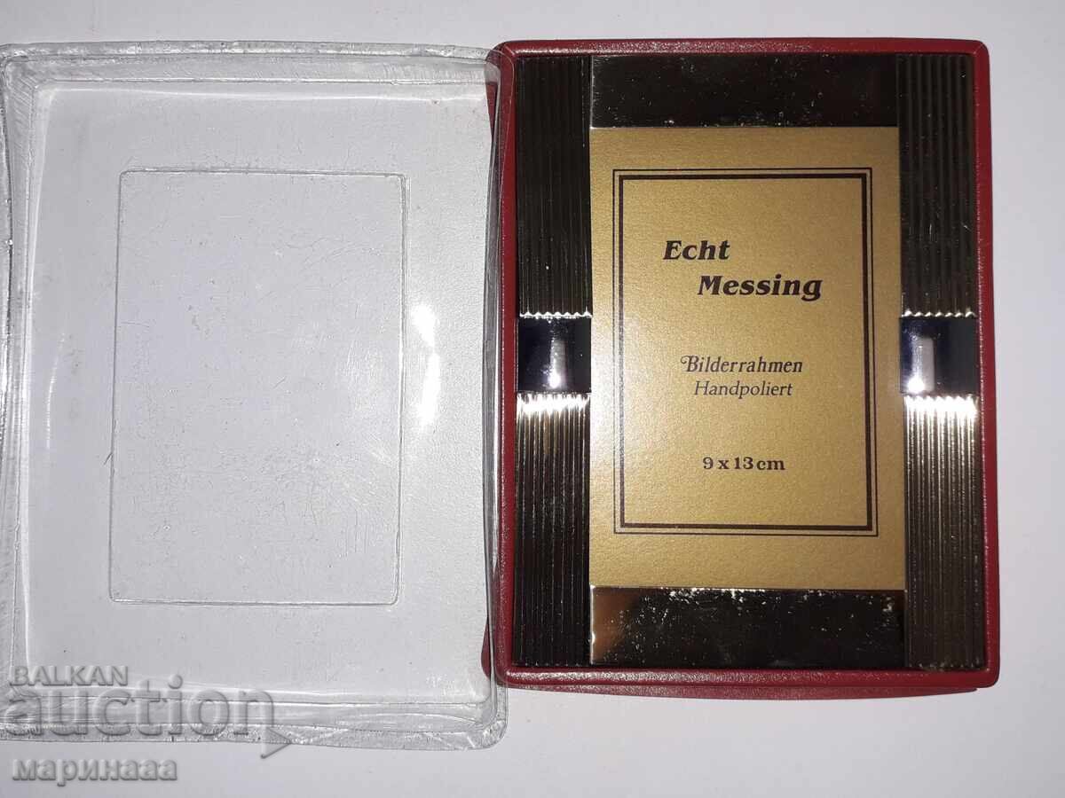 Κορνίζα. Ορείχαλκος. Γερμανία