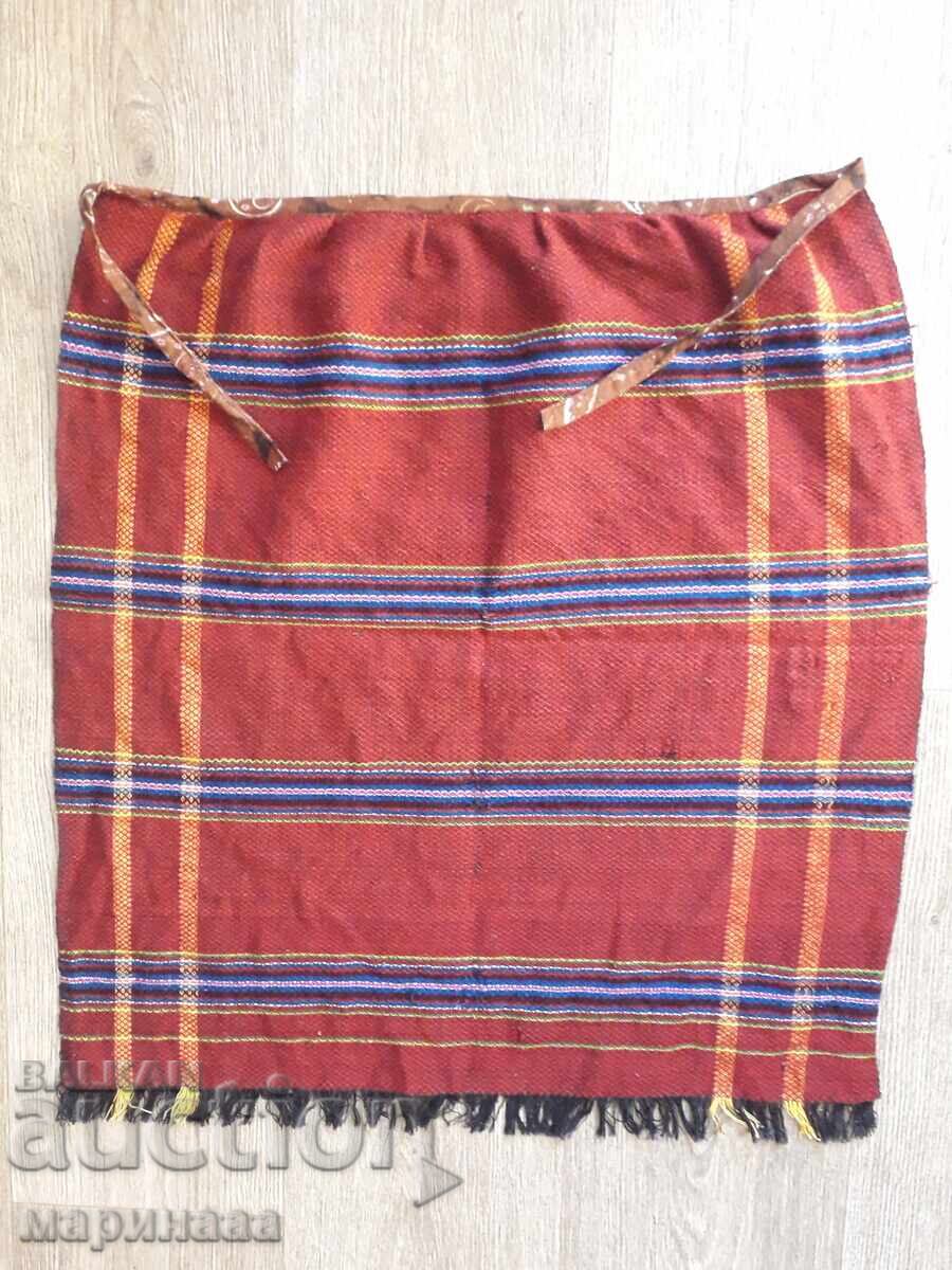 OLD APRON with price 7.00 BGN | € 3.58