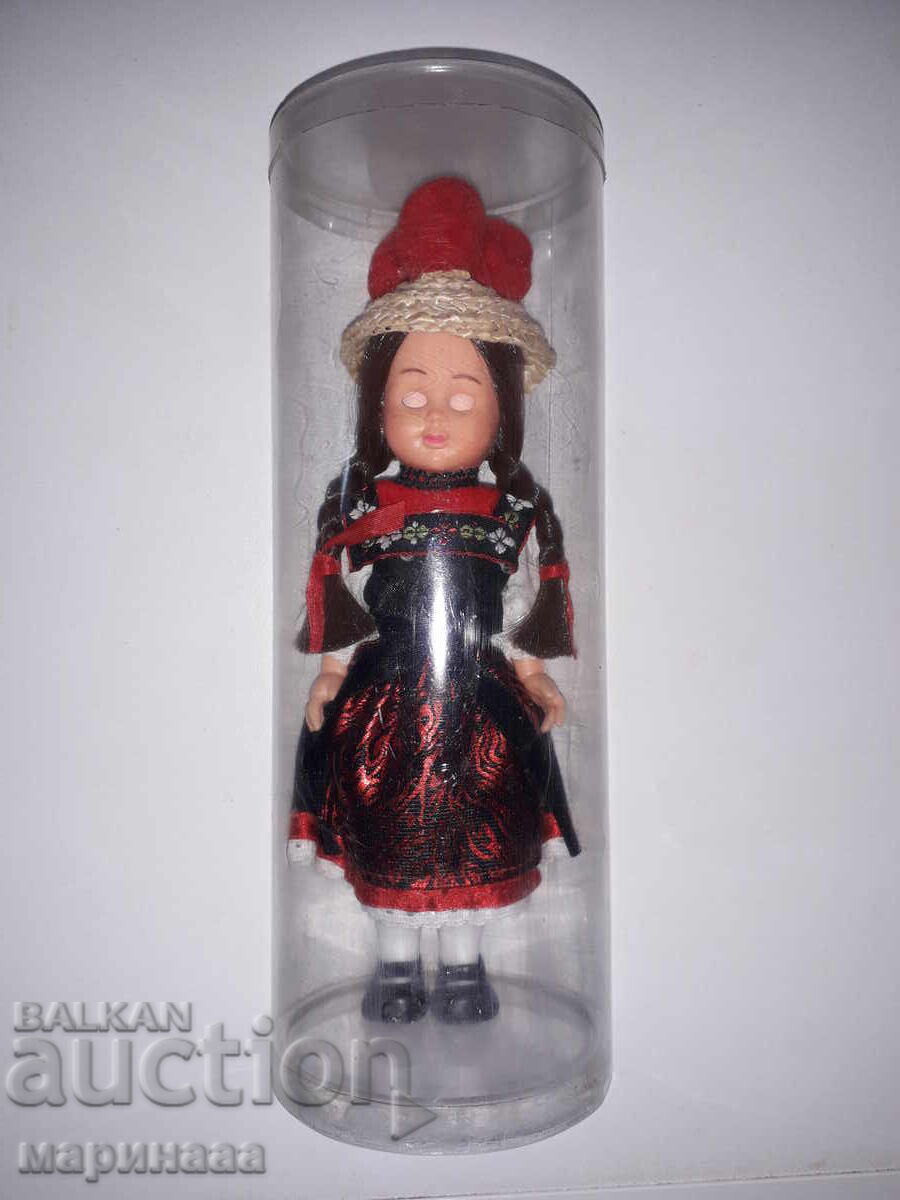 PĂPUȘĂ. COSTUM POPULAR. GERMANIA cu preț € 3.10 | 6.06 BGN PĂPUȘĂ. COSTUM POPULAR. GERMANIA cu preț € 3.10 | 6.06 BGN