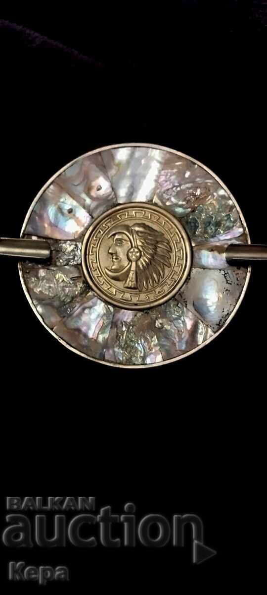 Пепелник от метал и седеф Пепелник от метал и седеф