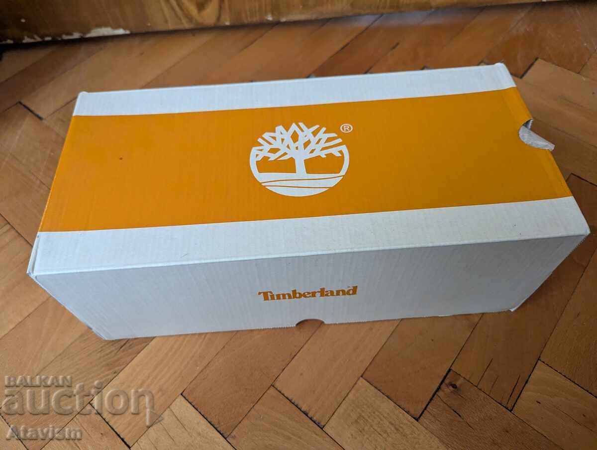 Delivery of Timberland Sneakers, Size 45 Delivery of Timberland Sneakers, Size 45
