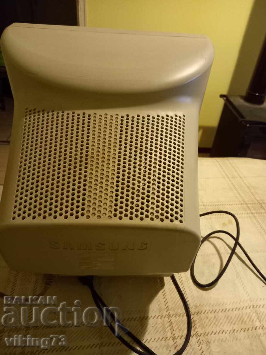 Delivery of Samsung SyncMaster 795df Monitor Delivery of Samsung SyncMaster 795df Monitor