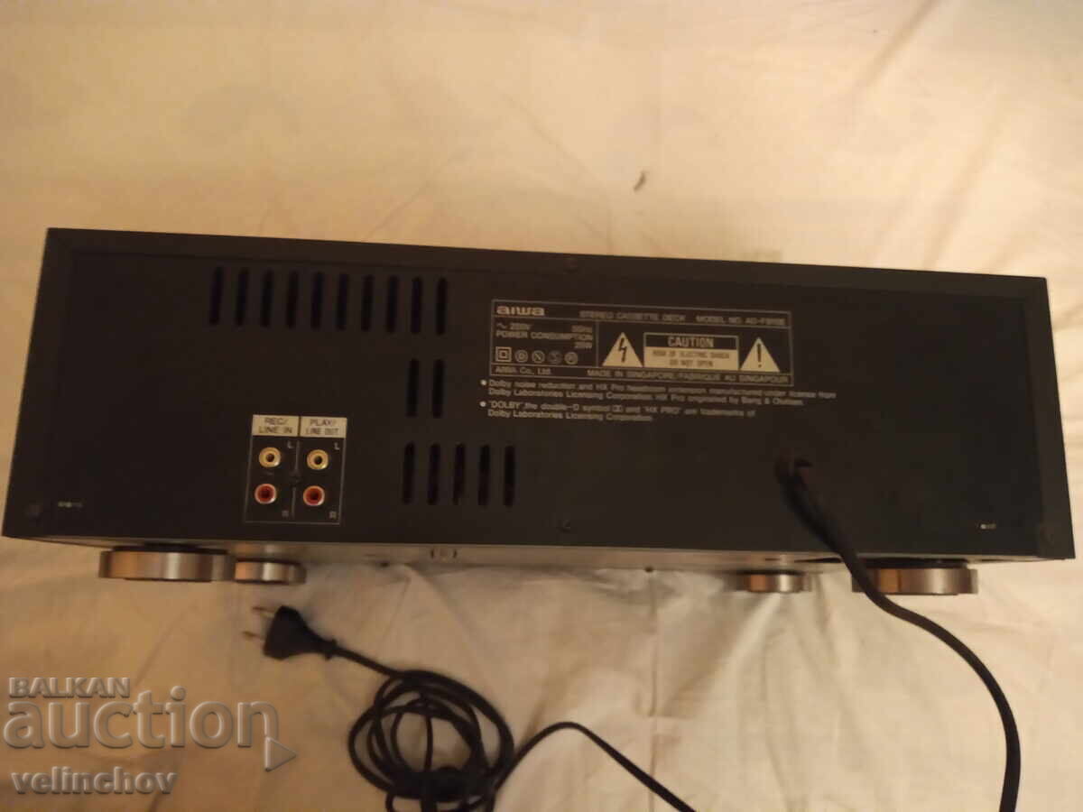 Триглав касетен дек AIWA AD-F810 с цена € 200.00 | 391.17 лв.