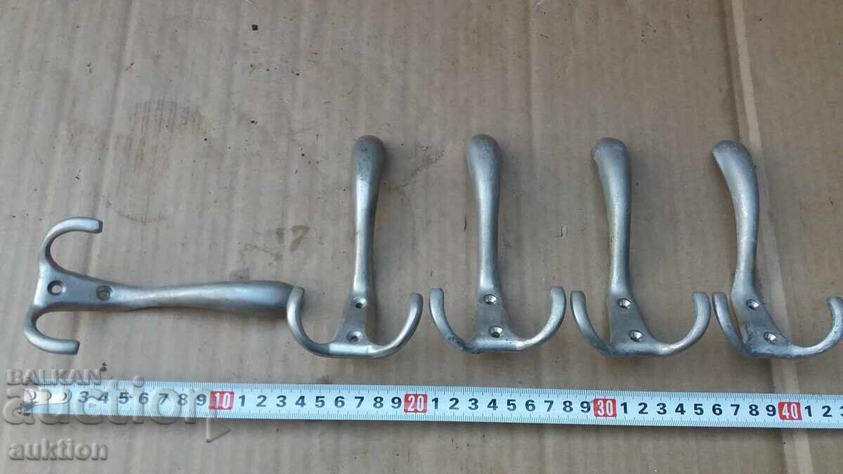 ΛΟΤ ΑΠΟ 5 ΤΕΜΑΧΙΑ ΜΑΣΙΦΙΕΣ ΧΑΛΚΙΝΕΣ ΚΡΕΜΑΘΡΕΣ με τιμή 14.99 BGN | € 7.66 ΛΟΤ ΑΠΟ 5 ΤΕΜΑΧΙΑ ΜΑΣΙΦΙΕΣ ΧΑΛΚΙΝΕΣ ΚΡΕΜΑΘΡΕΣ με τιμή 14.99 BGN | € 7.66