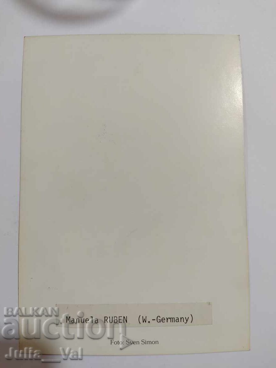 Автограф от Мануела Рубен - Германия с цена 1.50 лв. | € 0.77 Автограф от Мануела Рубен - Германия с цена 1.50 лв. | € 0.77