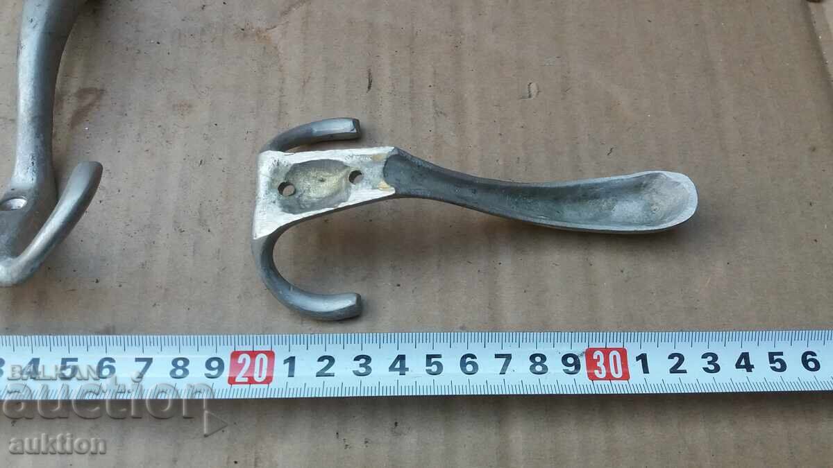 LOT OF 6 SOLID BRONZE HANGERS - 6