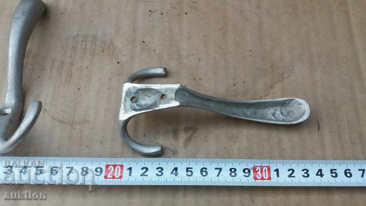 SET OF 3 SOLID BRONZE HANGERS - 6